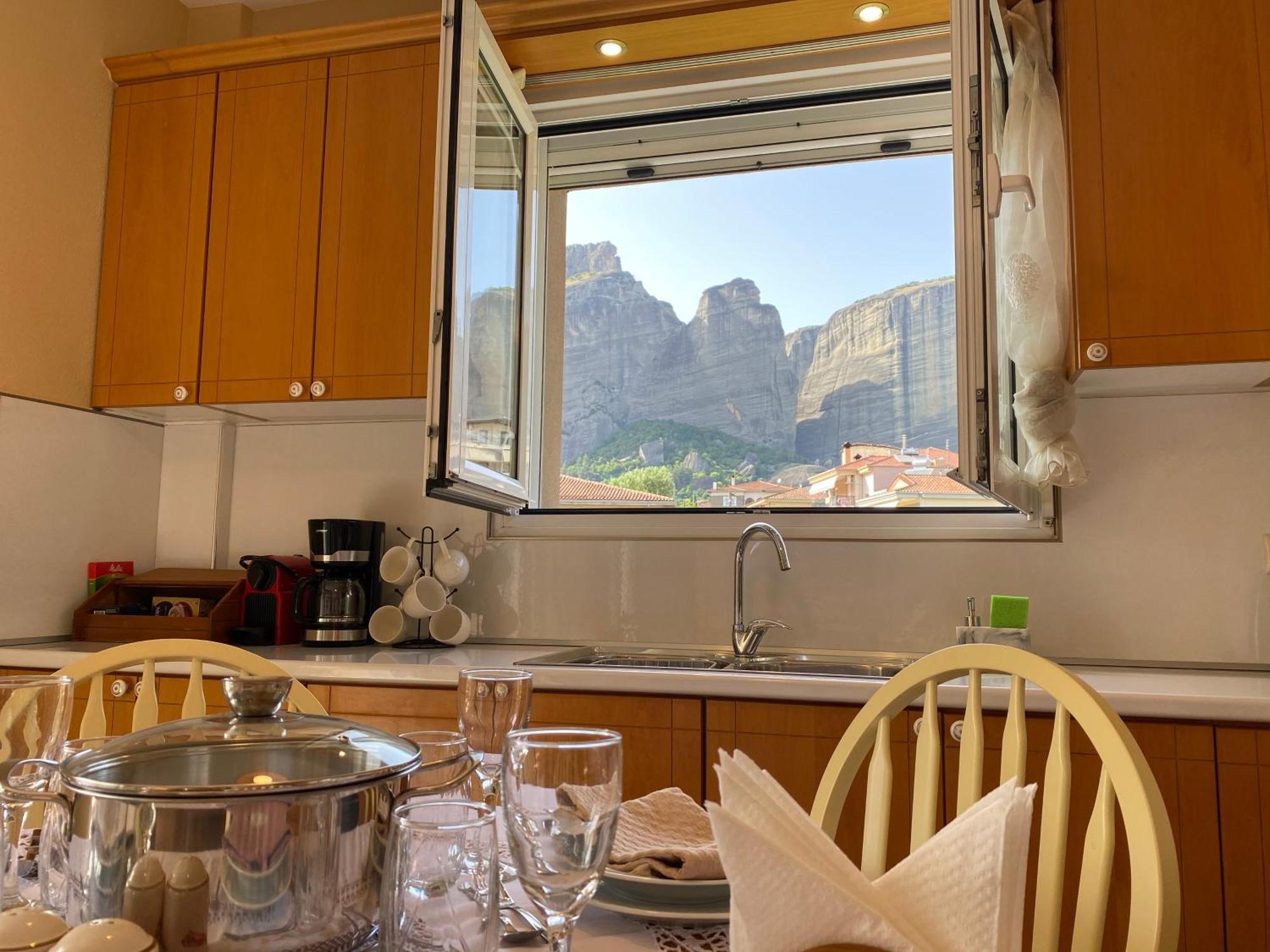 Saint Stephen'S Apartments At Meteora 2 Kalambaka Exterior photo